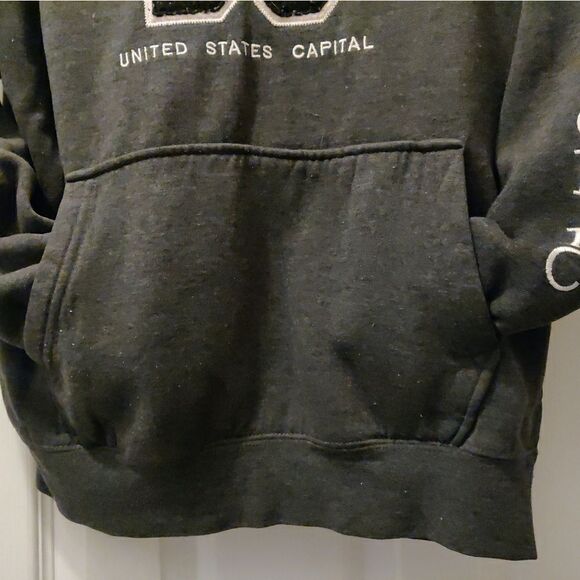DC‎ One "Washington DC" Gray Hoodie - Picture 6 of 7